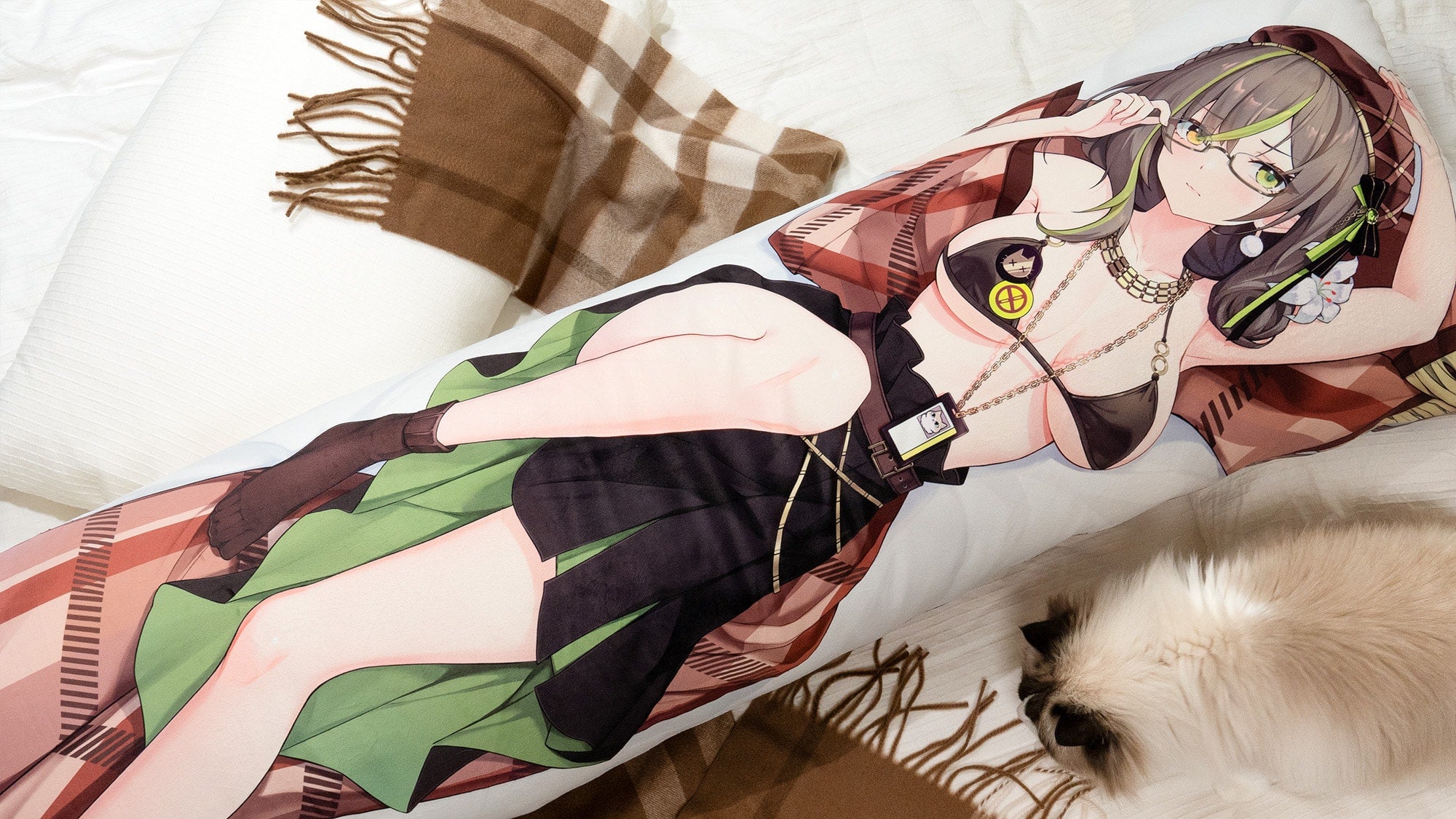 Milky Green Spring/Fall Suit Dakimakura